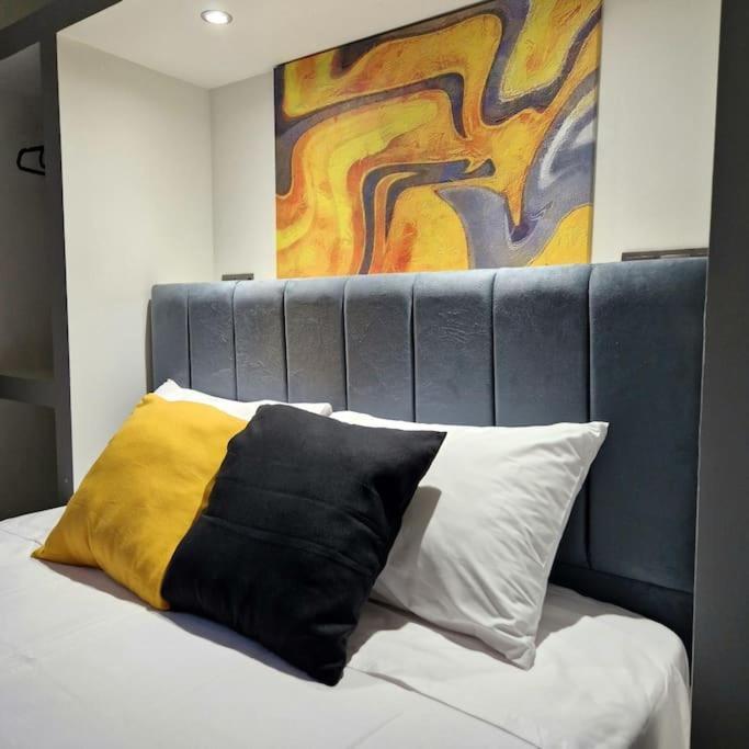 Faronita - Luxury Apt In The Heart Of Kalamata Exterior foto