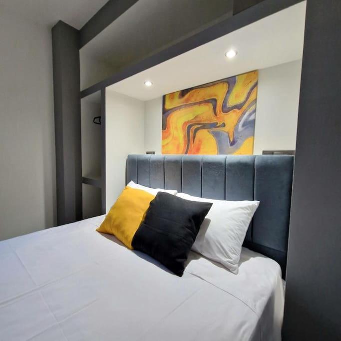 Faronita - Luxury Apt In The Heart Of Kalamata Exterior foto