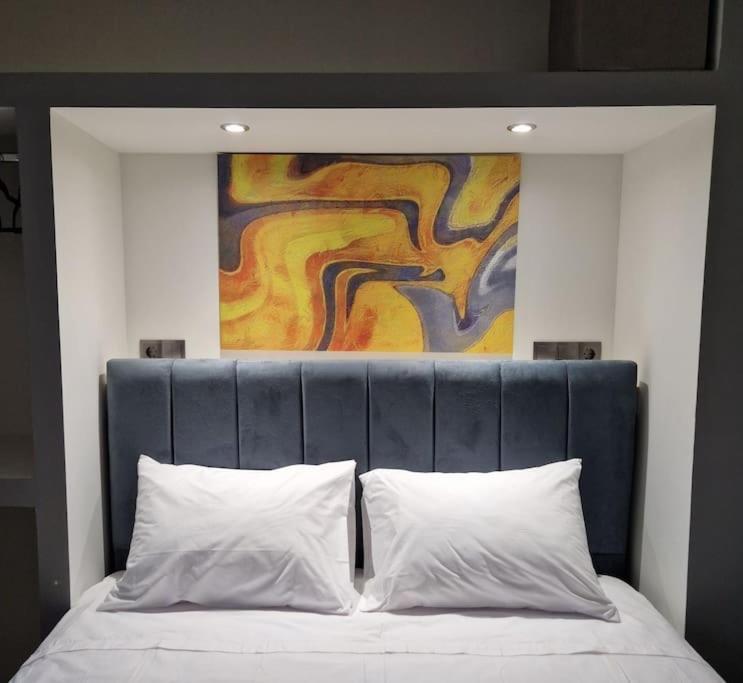 Faronita - Luxury Apt In The Heart Of Kalamata Exterior foto